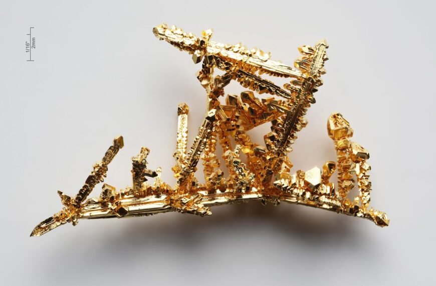 Gold Can Be Made By Scientists In A Lab – There’s Just One Problem
