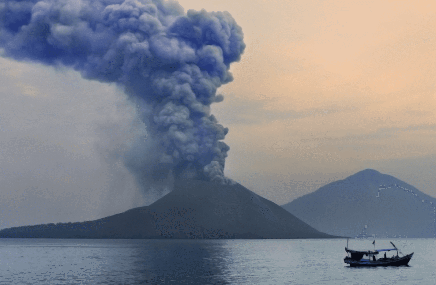 In 1883, A Volcano Turned The Sky Red,…