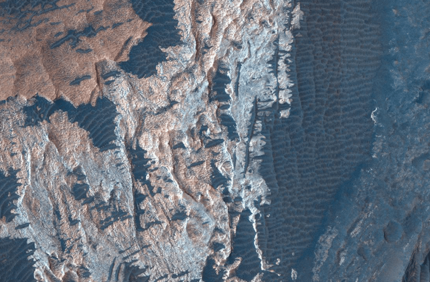 An Entirely New Mineral May Have Been Found On Mars, Solving 20-Year-Old Mystery