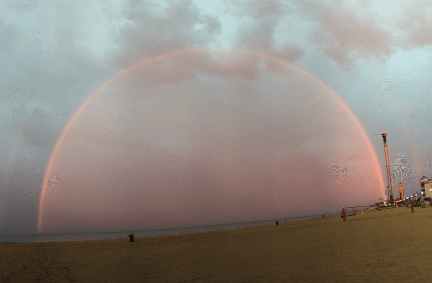 Monochrome Rainbows: In The Right Circumstances, Rainbows Can Look Very Strange Indeed