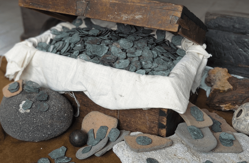 Over $1 Million Of Shipwrecked Gold and Silver…