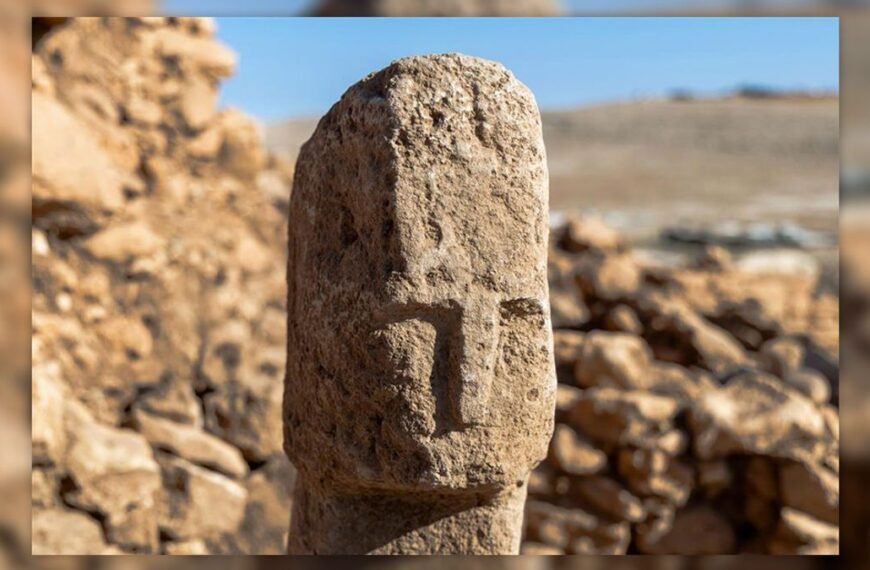 The First Neolithic Self-Portrait? Stony Human Face Emerges In 12,000-Year-Old Ruins At Karahan Tepe