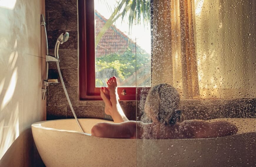 The Age-Old “Grandmother Rule” Of Washing Is Backed By Science