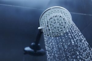 Which Is Better: Hot Or Cold Showers?