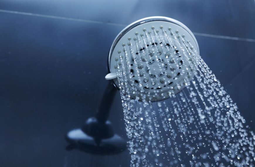 Which Is Better: Hot Or Cold Showers?