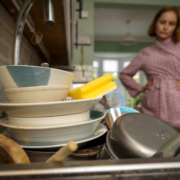 This Is Why You Shouldn’t Soak Your Dishes&hellip;