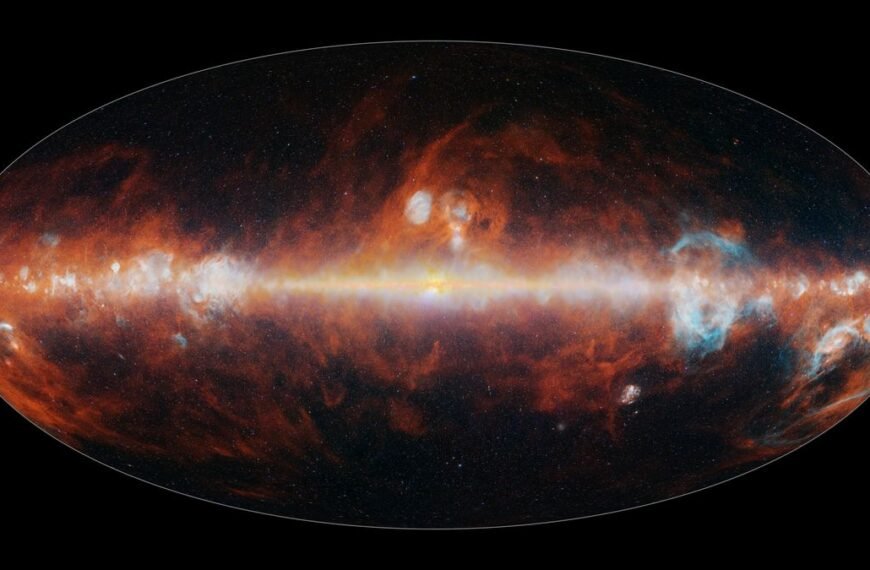 This Is The First Ever Map Of The Entire Sky In An Incredible 102 Infrared Colors